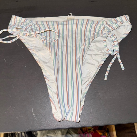 Lspace x Becca Tilley top and bottom - Picture 5 of 8